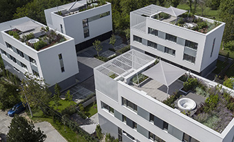 Aerial view of Veslačka building