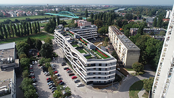 Aerial view of Veslačka building